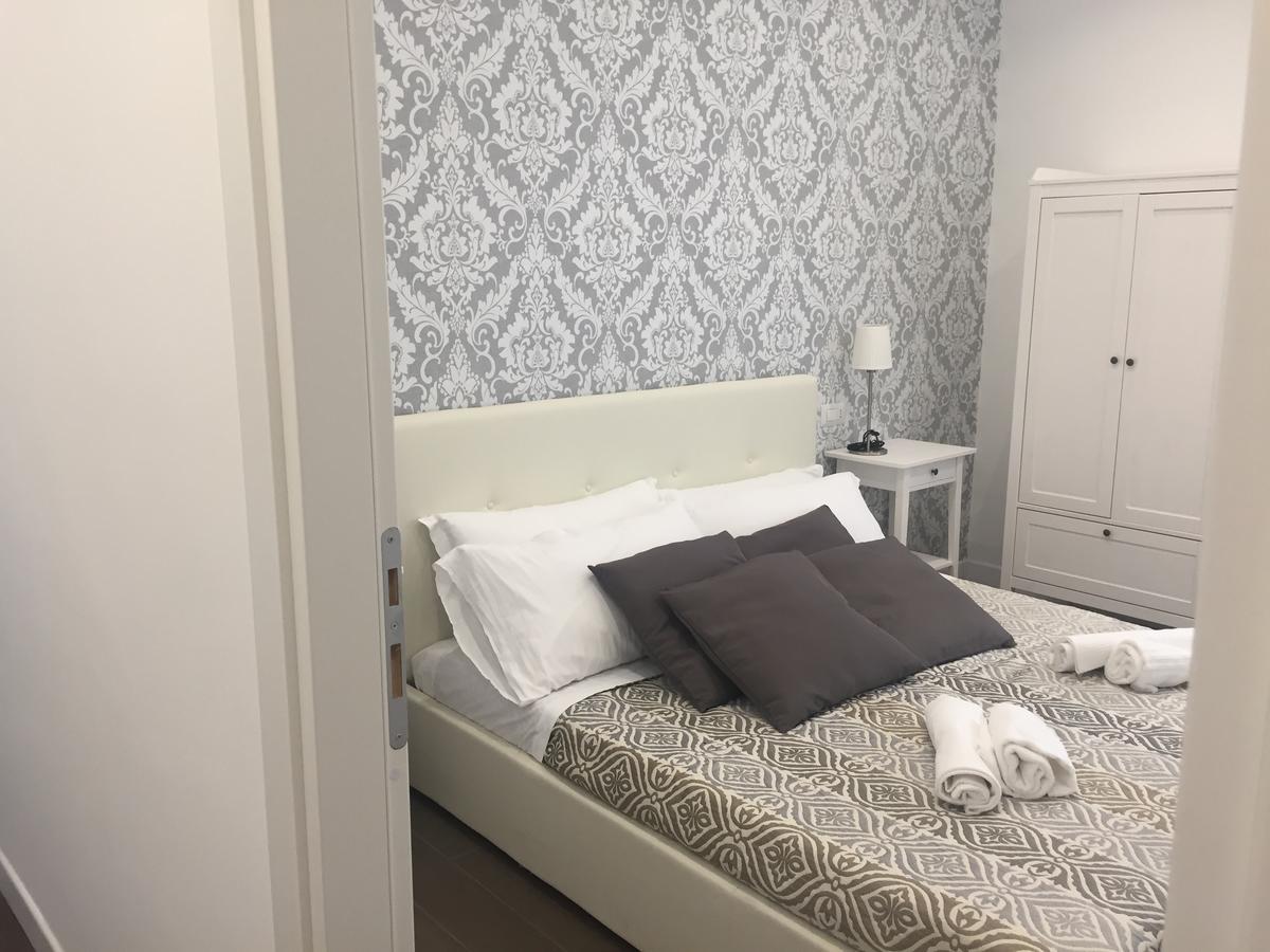 Suite Colosseo Apt. Рим Экстерьер фото