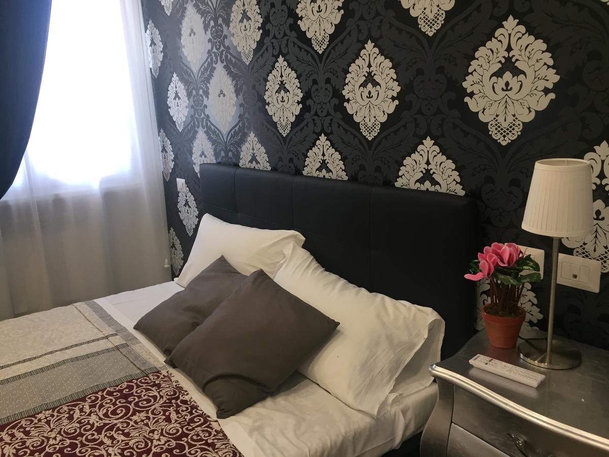 Suite Colosseo Apt. Рим Экстерьер фото