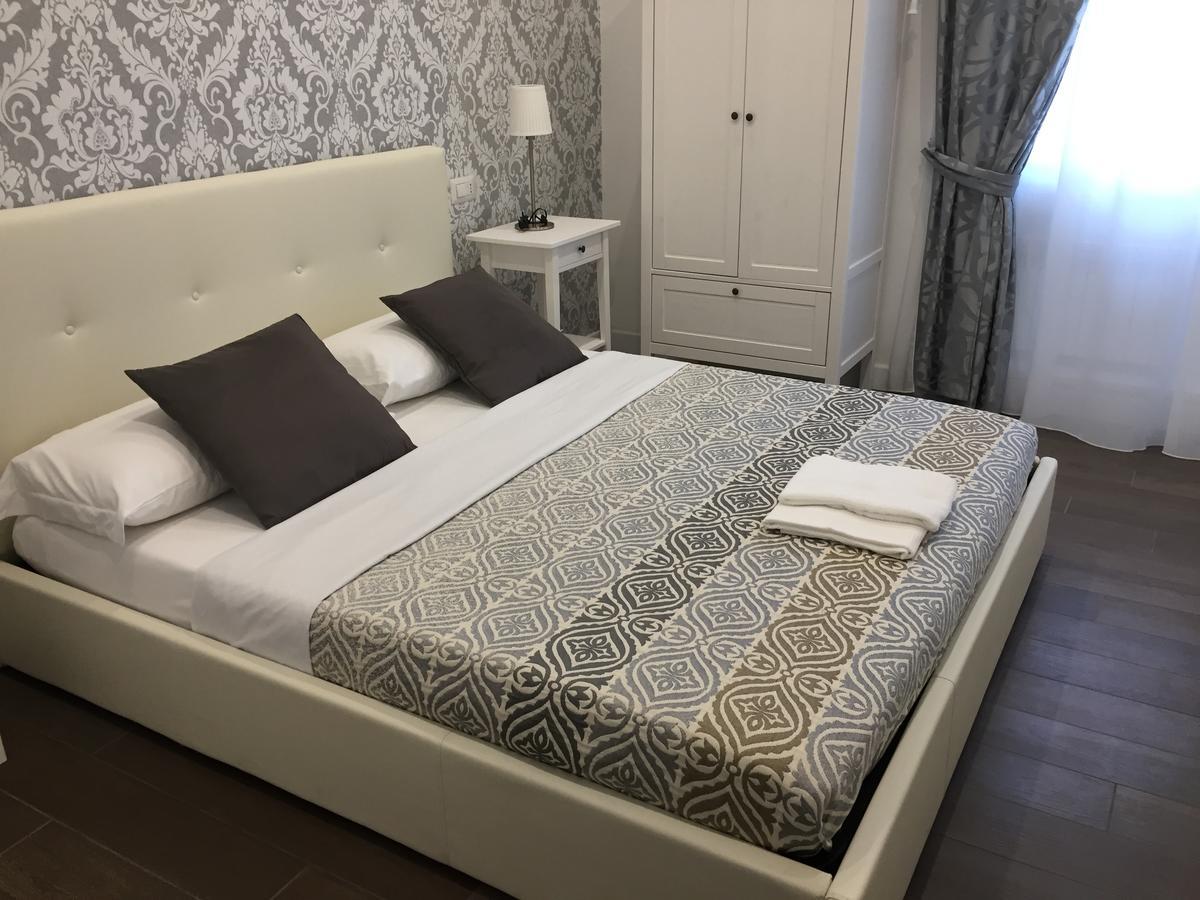 Suite Colosseo Apt. Рим Экстерьер фото