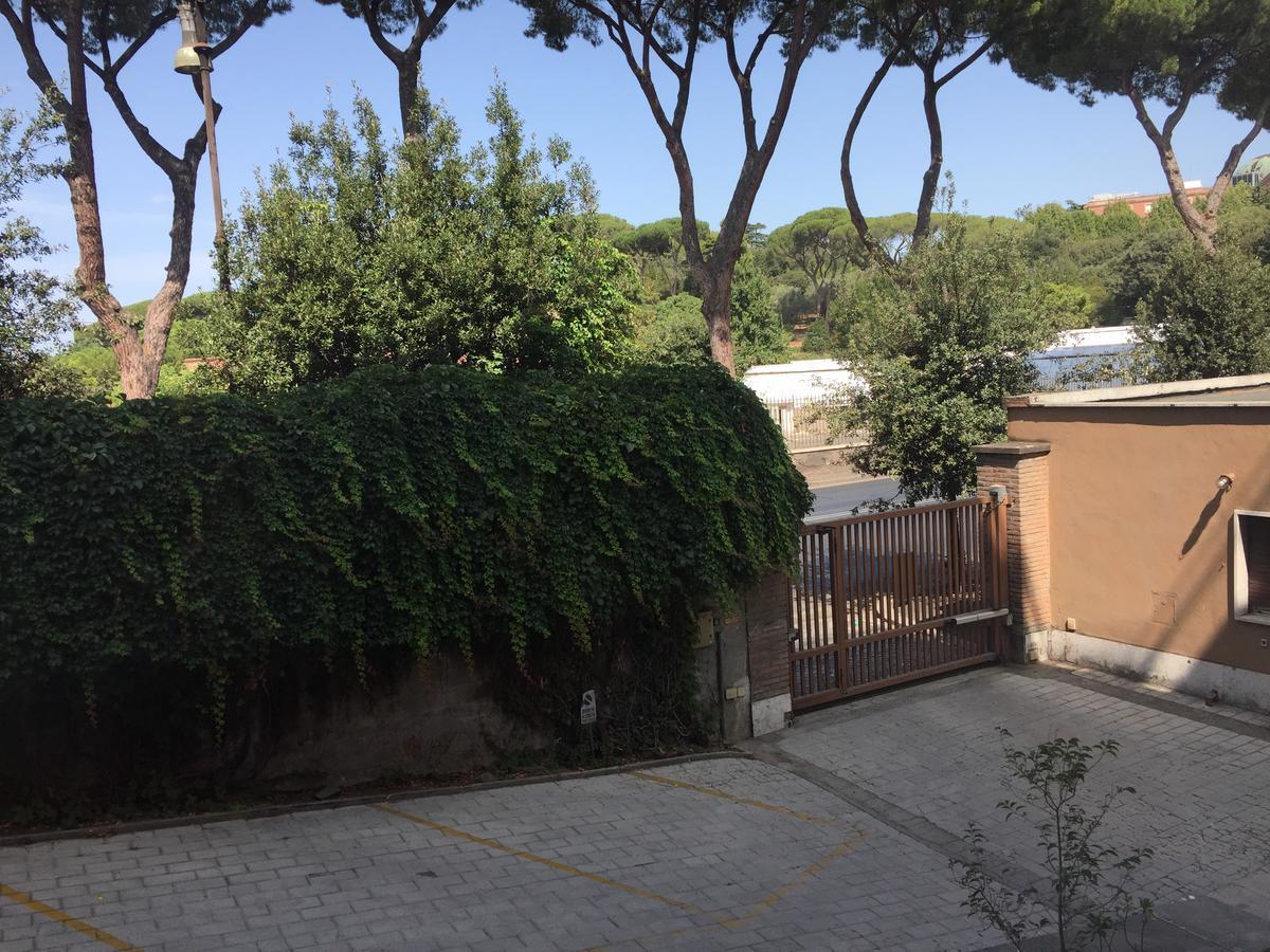 Suite Colosseo Apt. Рим Экстерьер фото