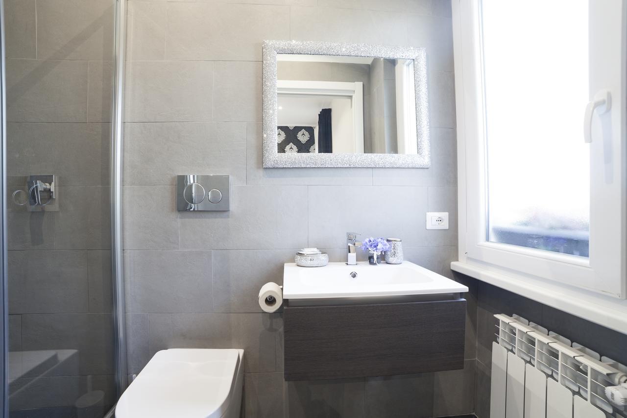 Suite Colosseo Apt. Рим Экстерьер фото