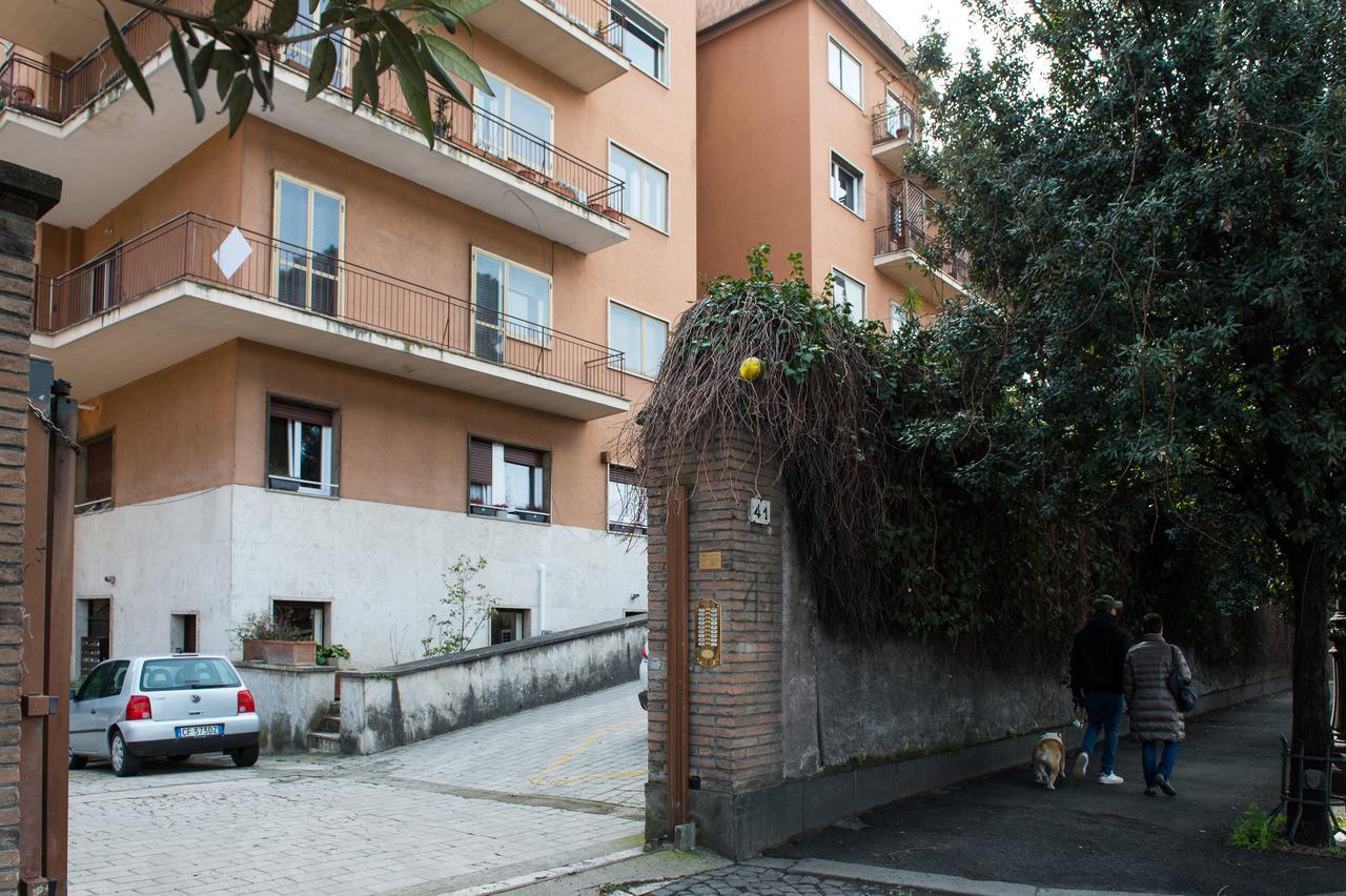 Suite Colosseo Apt. Рим Экстерьер фото
