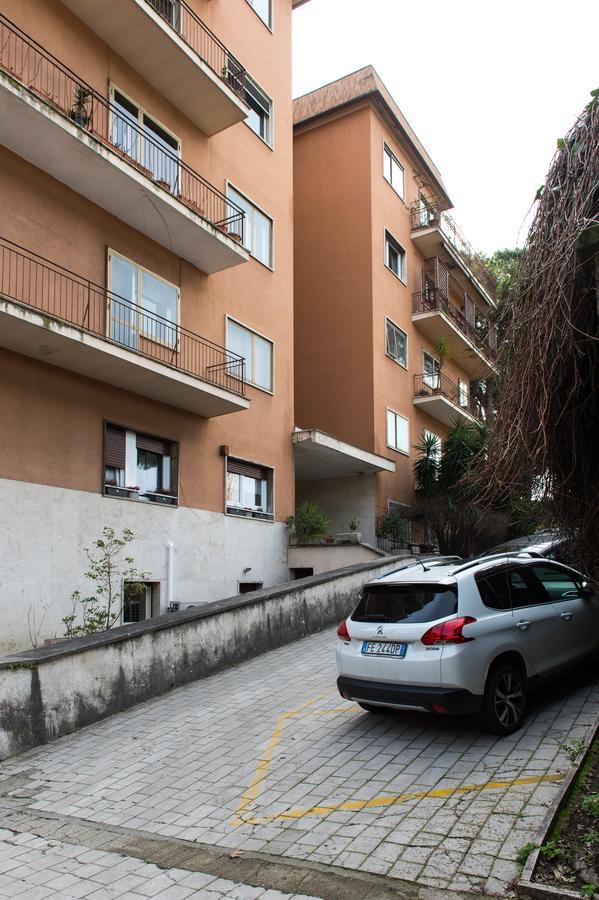 Suite Colosseo Apt. Рим Экстерьер фото
